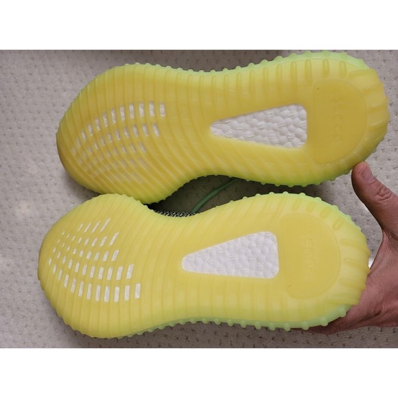 NIB Adidas Yeezy Boost 350 V2 Yeezreel Non-Reflective FW5191, size 10 - Picture 6 of 8